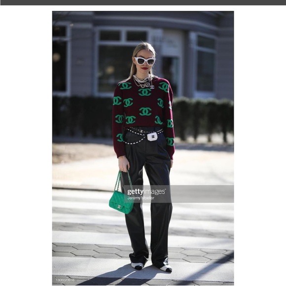 Authentic Chanel Sweater Rare - Picture 7 of 15